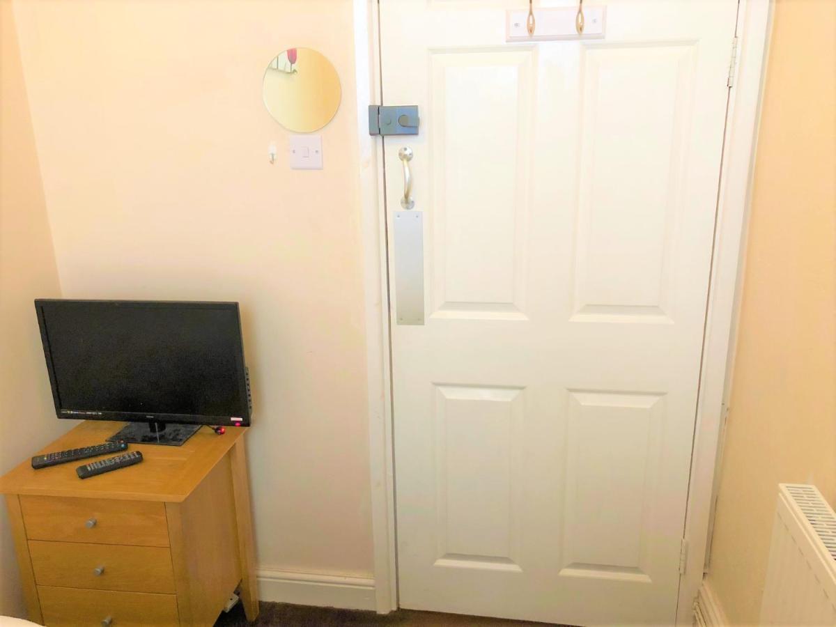 Budget Rooms Crosskeys Newport  Zewnętrze zdjęcie